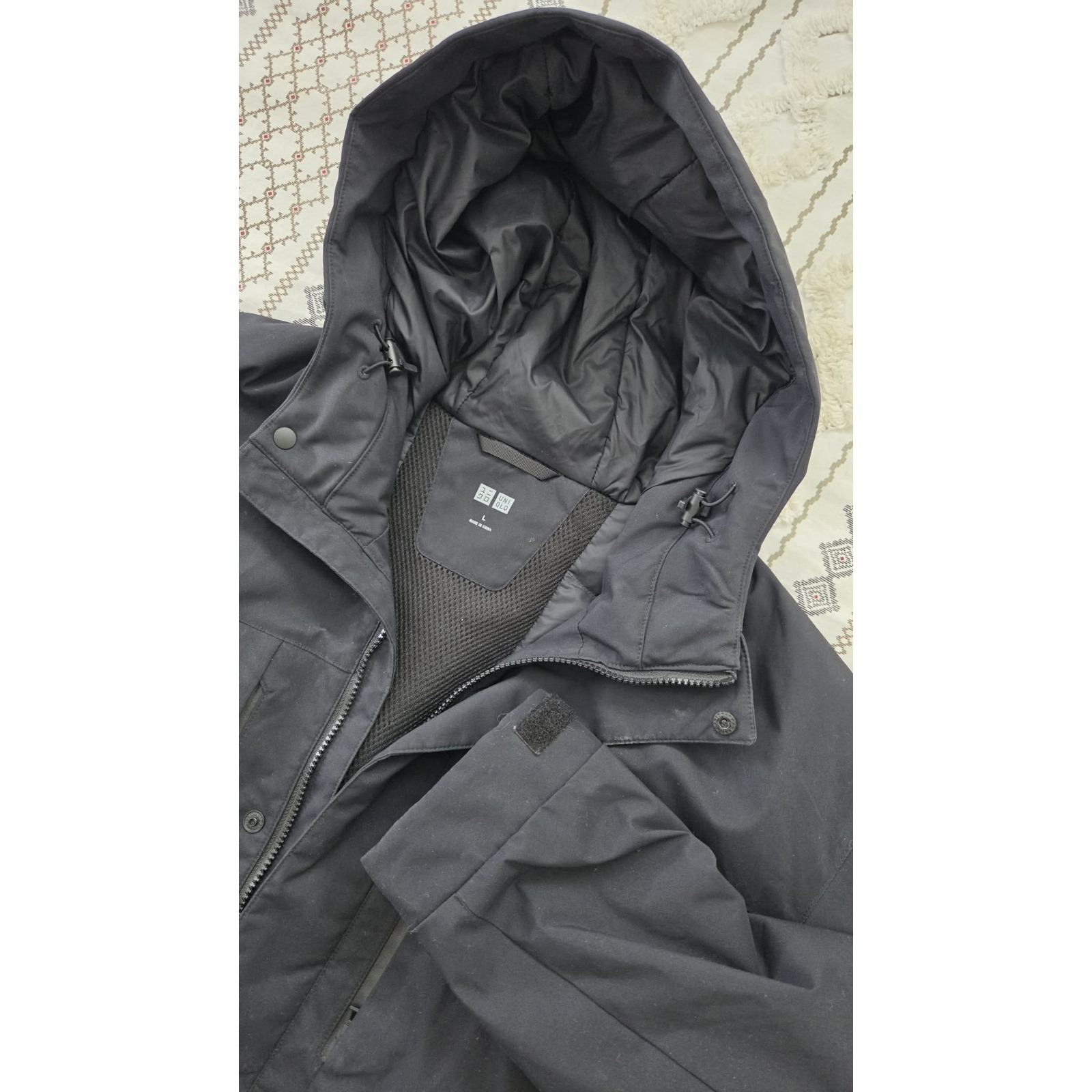 Uniqlo Hybrid Down Parka Hooded Water-Repellent Jacket Men's Large Black